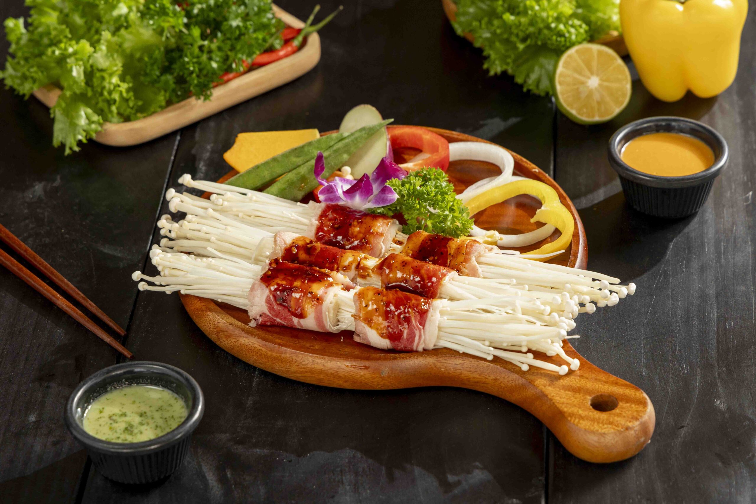 Ba chỉ bò cuộn kim châm - tiệm nướng Đà Lạt