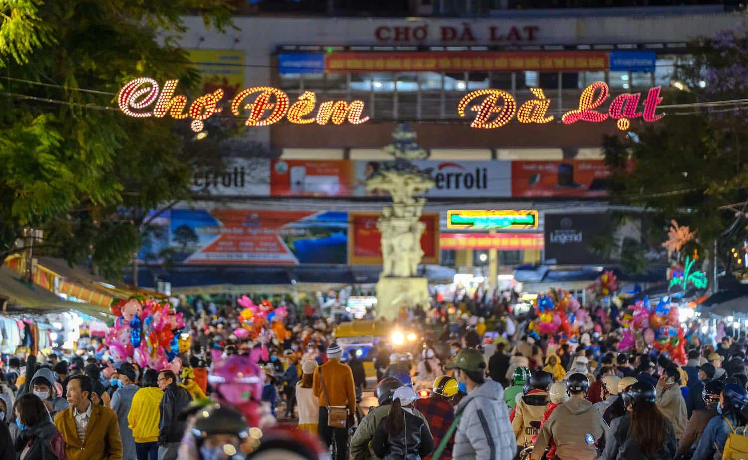 chợ đêm đà lạt 