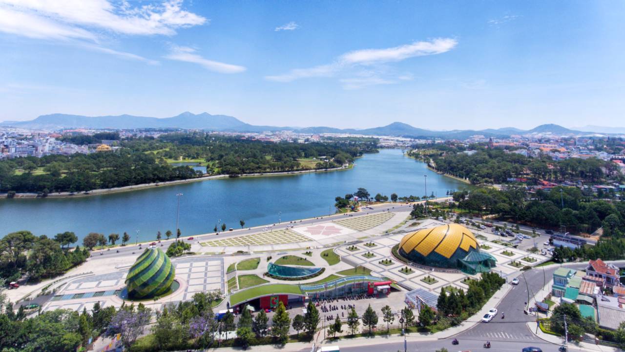 Quảng Trường Lâm Viên - du lịch Đà Lạt