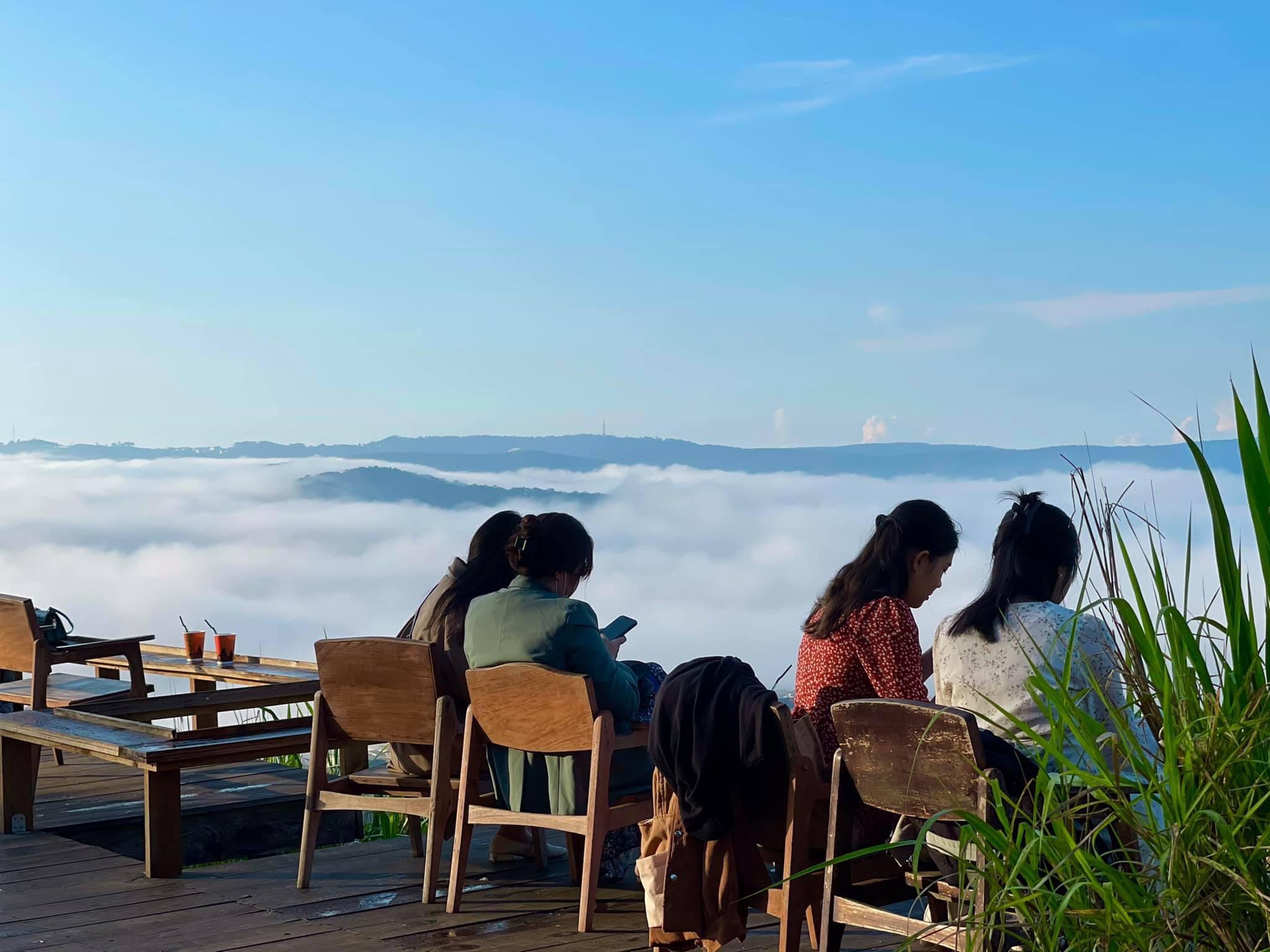 Tiệm Cà Phê Hoàng Hôn Chiều - quán cà phê đẹp ở Đà Lạt