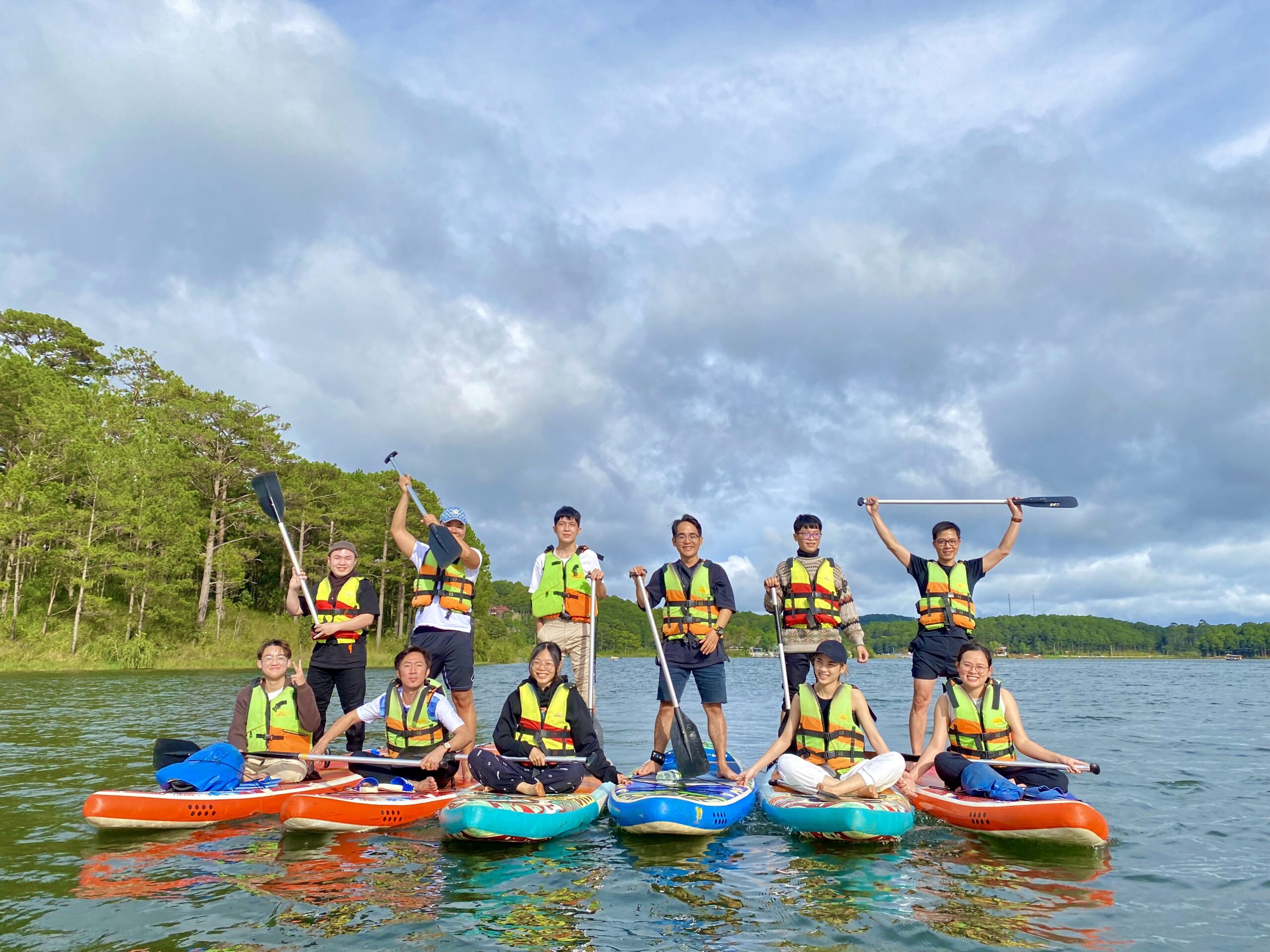 Chèo SUP – thả hồn giữa lòng hồ